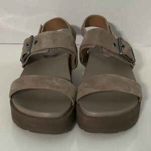 Vionic Torrance‎ Taupe Suede Women's Sandals with VIO MOTION Technology Size 9.5